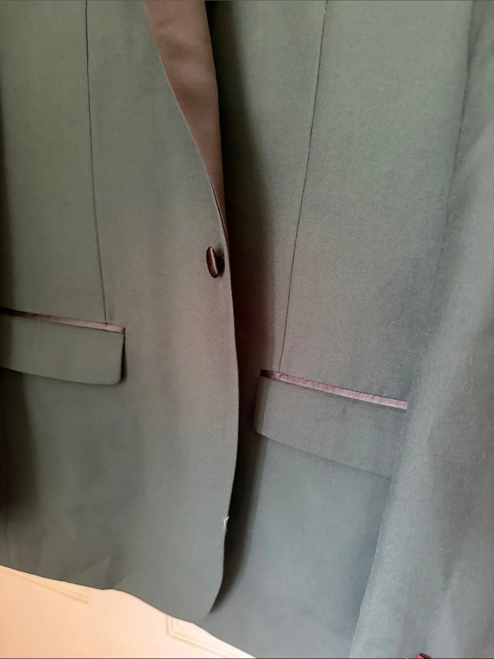 Slim Green Men's Tuxedo Blazer with Black Satin Lapel